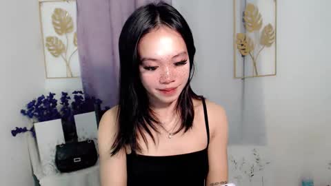 lovely_lianne online show from 19, 4, 2026
