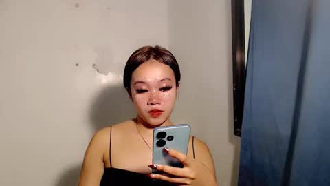 lovely_lianne online show from 27, 5, 2026