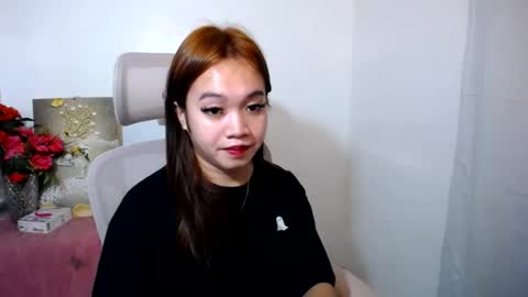 lovely_lianne online show from 16, 7, 2026