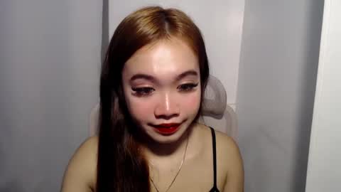 lovely_lianne online show from 28, 7, 2026