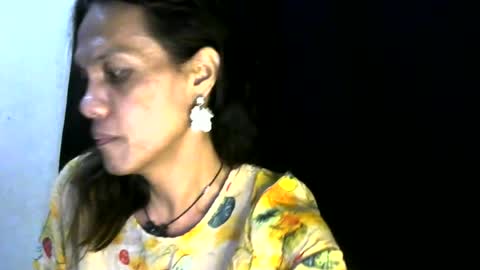 Snapshot of lovely_manificent4u chatting on 26, 7, 2026 Lest online show from 26, 7, 2026