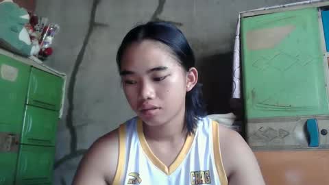 lovely_marie572336 online show from 4, 4, 2026