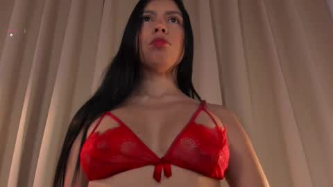    online show from 15, 10, 2025