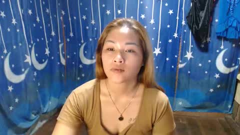 Snapshot of lovely_singlemom chatting on 8, 1, 2026 ask me dear online show from 8, 1, 2026