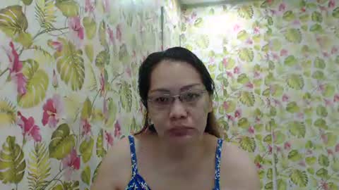 lovelyasiancutie online show from 14, 9, 2025