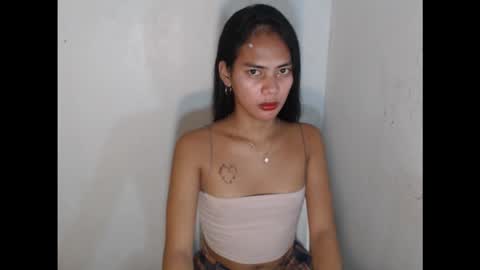 Snapshot of lovelycarmilla chatting on 28, 9, 2025 Carnilla online show from 28, 9, 2025