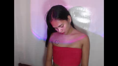 Snapshot of lovelycarmilla chatting on 23, 10, 2025 Carnilla online show from 23, 10, 2025