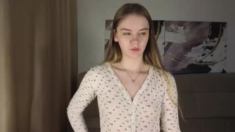 lovelygracee online show from 7, 11, 2025