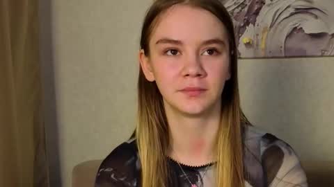 lovelygracee online show from 2, 12, 2025