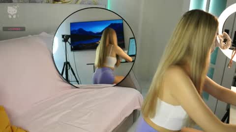 lovelygracee online show from 12, 6, 2026
