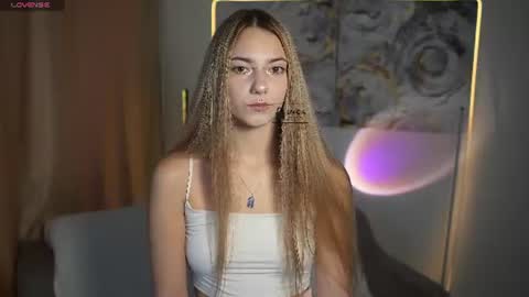 lovelygracee online show from 22, 7, 2026