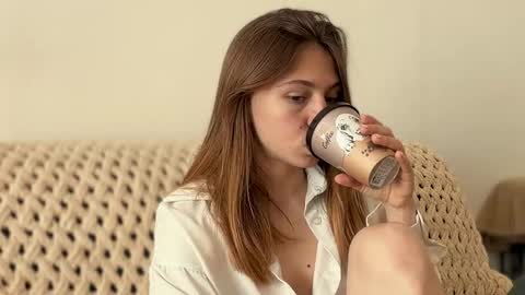 Kate only online show from 27, 4, 2026