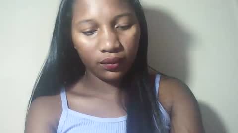 lovelylarra online show from 9, 4, 2026