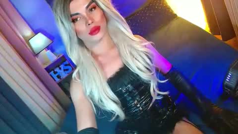 lovelymiss_shyna11 online show from 13, 3, 2026