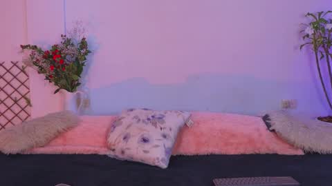 lovelymoon_ online show from 19, 4, 2026