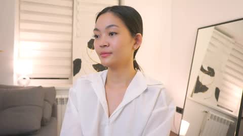 kim online show from 10, 3, 2025