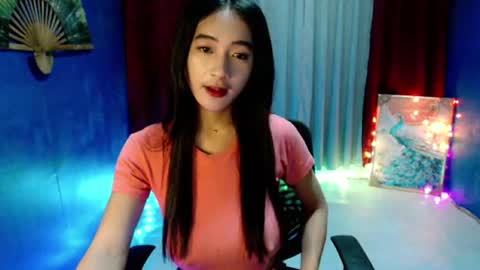 lovelypetite143 online show from 25, 6, 2026