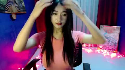 lovelypetite143 online show from 8, 7, 2026