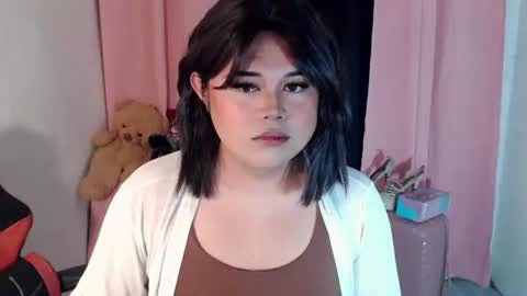 Snapshot of lovelypinaychubsx chatting on 30, 4, 2026 lovely online show from 30, 4, 2026