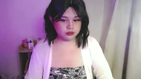 Snapshot of lovelypinaychubsx chatting on 20, 5, 2026 lovely online show from 20, 5, 2026