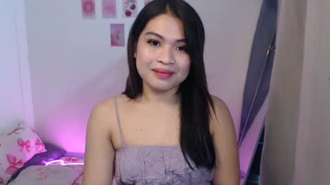 Snapshot of lovelyrhean chatting on 27, 7, 2026 Rhean online show from 27, 7, 2026