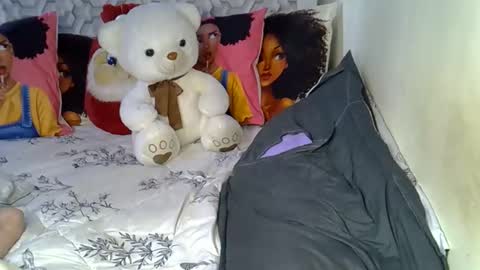 lovelytin online show from 13, 3, 2026