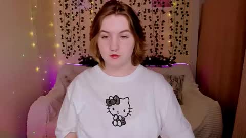 Julia  online show from 20, 12, 2025