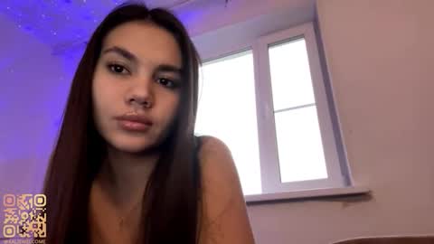 Snapshot of lovelyy_lovely chatting on 12, 11, 2025 Kalie online show from 12, 11, 2025