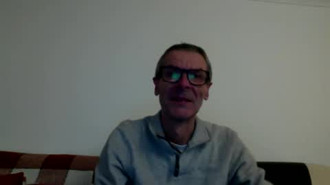 lovepvcearly50s online show from 4, 1, 2025