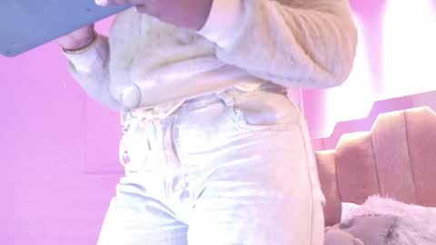 L O V E  online show from 24, 4, 2026