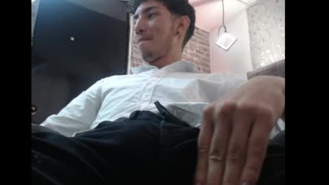 Snapshot of loverisu chatting on 24, 2, 2025 loverisu online show from 24, 2, 2025