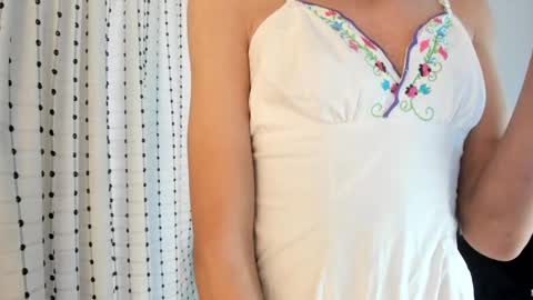 Snapshot of loverisu chatting on 20, 9, 2025 loverisu online show from 20, 9, 2025