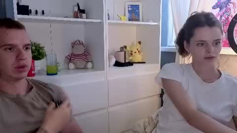 Max and Mia online show from 28, 6, 2026