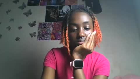 Snapshot of lovers_oncam chatting on 4, 5, 2026 RedJoy online show from 4, 5, 2026