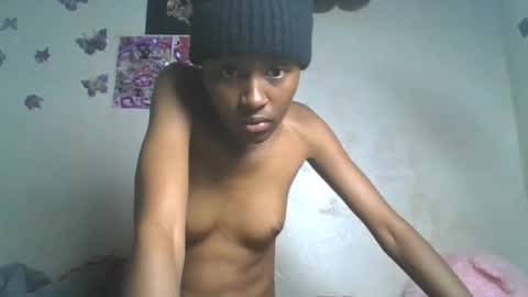 Snapshot of lovers_oncam chatting on 21, 5, 2026 RedJoy online show from 21, 5, 2026