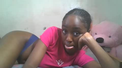 Snapshot of lovers_oncam chatting on 26, 5, 2026 RedJoy online show from 26, 5, 2026