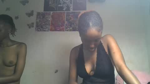 Snapshot of lovers_oncam chatting on 8, 6, 2026 RedJoy online show from 8, 6, 2026