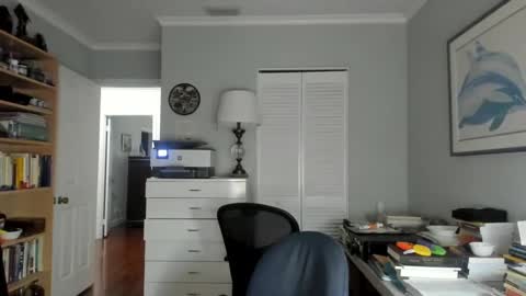 Snapshot of lovestylistwomen chatting on 2, 3, 2025 Michael online show from 2, 3, 2025