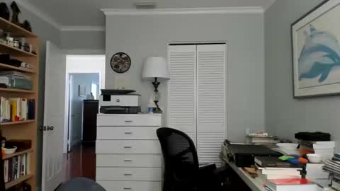 Snapshot of lovestylistwomen chatting on 5, 12, 2025 Michael online show from 5, 12, 2025