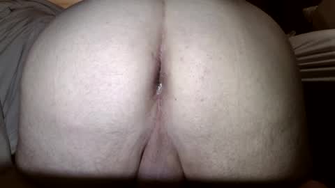 lovesurass2 online show from 5, 1, 2026