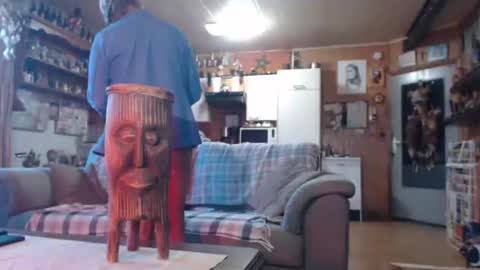 Snapshot of lovetobenaked10 chatting on 26, 9, 2025 aaron online show from 26, 9, 2025