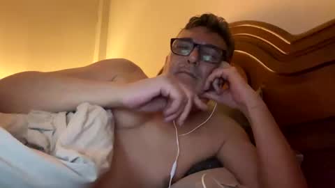 LovetoLick online show from 9, 1, 2025