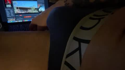 loveweed22 online show from 22, 2, 2026