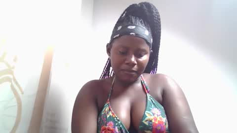 lovie_paula online show from 13, 10, 2025