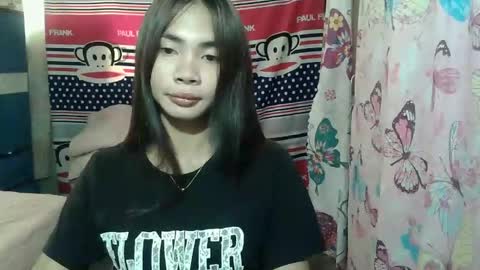 Snapshot of loving_rhean chatting on 15, 5, 2026 loving_rhean online show from 15, 5, 2026