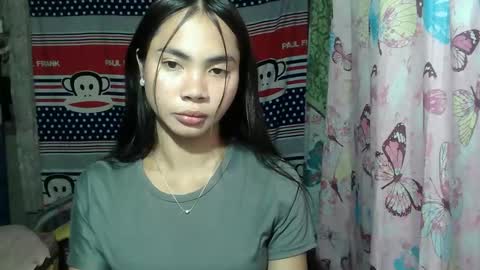 Snapshot of loving_rhean chatting on 19, 5, 2026 loving_rhean online show from 19, 5, 2026