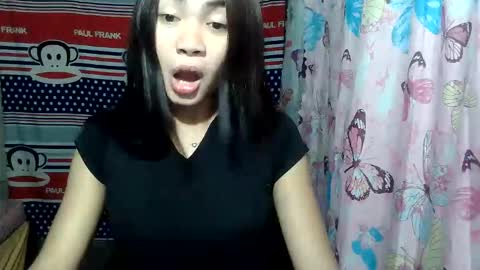 Snapshot of loving_rhean chatting on 27, 5, 2026 loving_rhean online show from 27, 5, 2026
