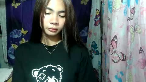 Snapshot of loving_rhean chatting on 8, 6, 2026 loving_rhean online show from 8, 6, 2026