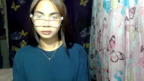 Snapshot of loving_rhean chatting on 12, 6, 2026 loving_rhean online show from 12, 6, 2026