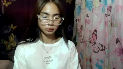 Snapshot of loving_rhean chatting on 17, 6, 2026 loving_rhean online show from 17, 6, 2026